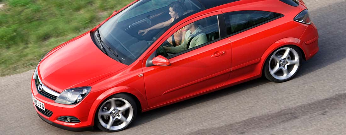 Opel Astra Gtc Informazioni Tecniche Prezzo Allestimenti Autoscout24
