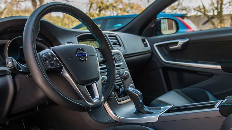 Volvo V60 - Informazioni Tecniche, Prezzo, Allestimenti - AutoScout24