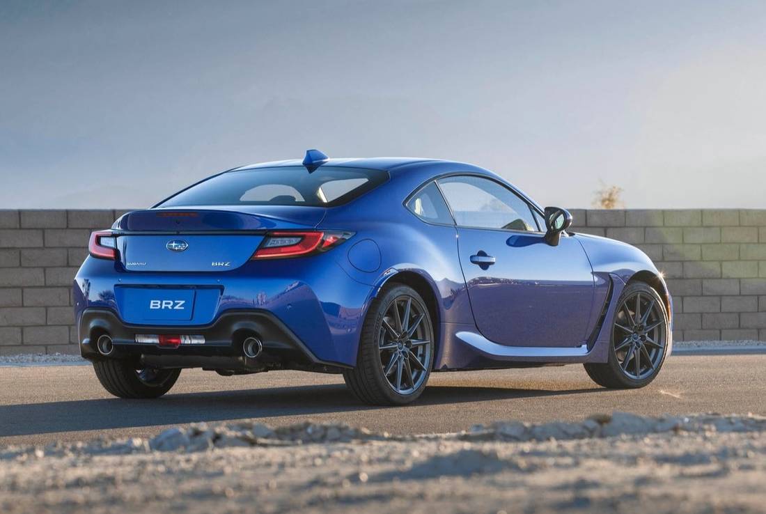 subaru-brz-2022-back