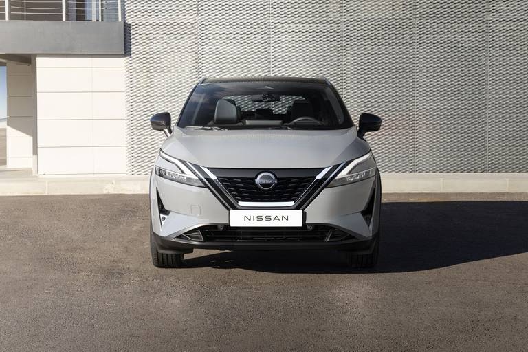 Nissan e-power grigia frontale