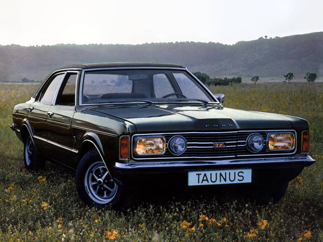 ford taunus gxl sedan 1