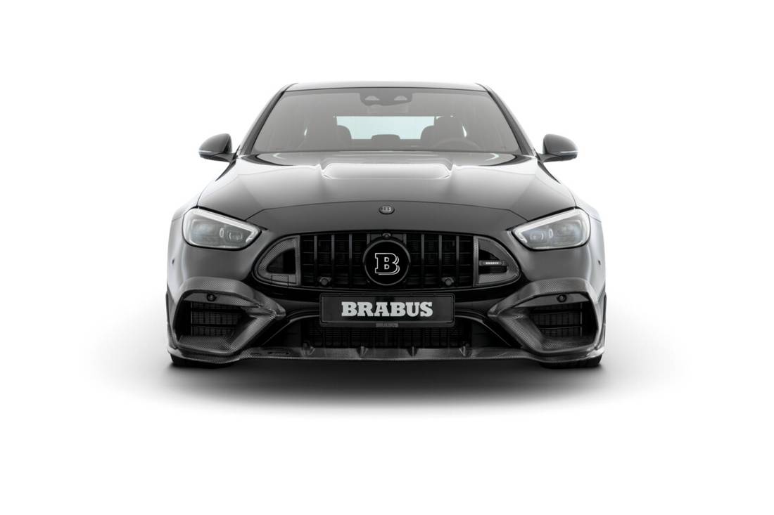 BRABUS 730 C63 Limo Studio klein (17)-1170x780