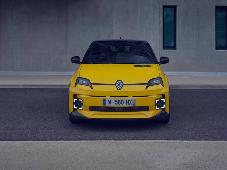 Renault 5 E-Tech electric - version iconic cinq - Jaune Pop !