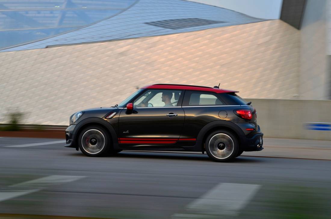 mini-paceman-side