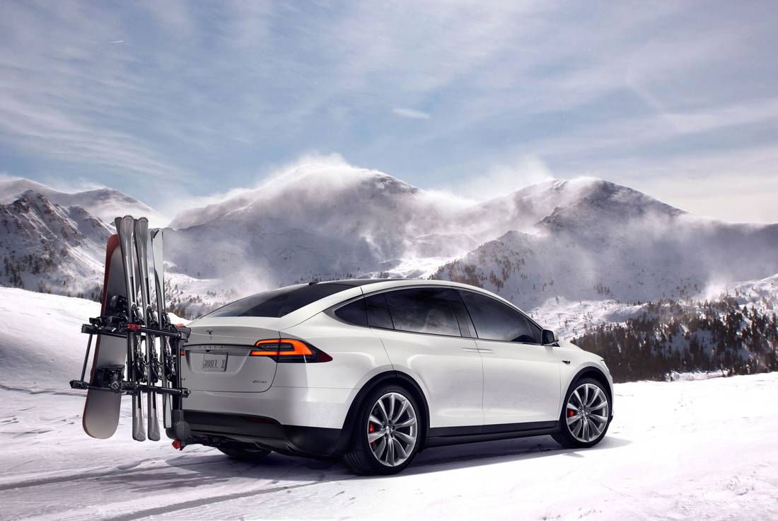 tesla model x 7