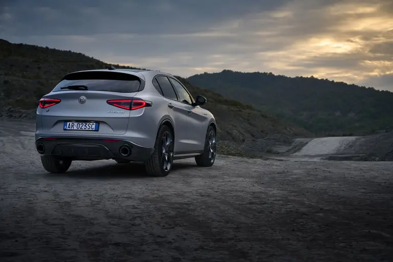 Nuove Alfa Romeo Giulia e Stelvio 2023 - AutoScout24