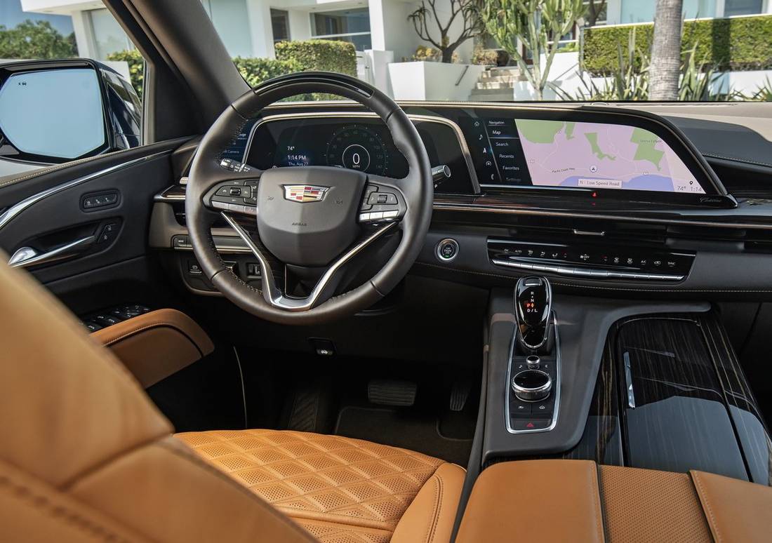 cadillac-escalade-interieur