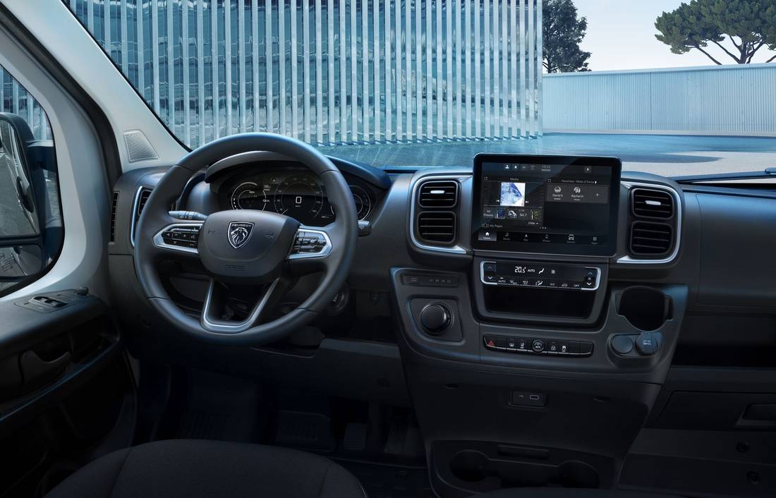 peugeot e-boxer van interior