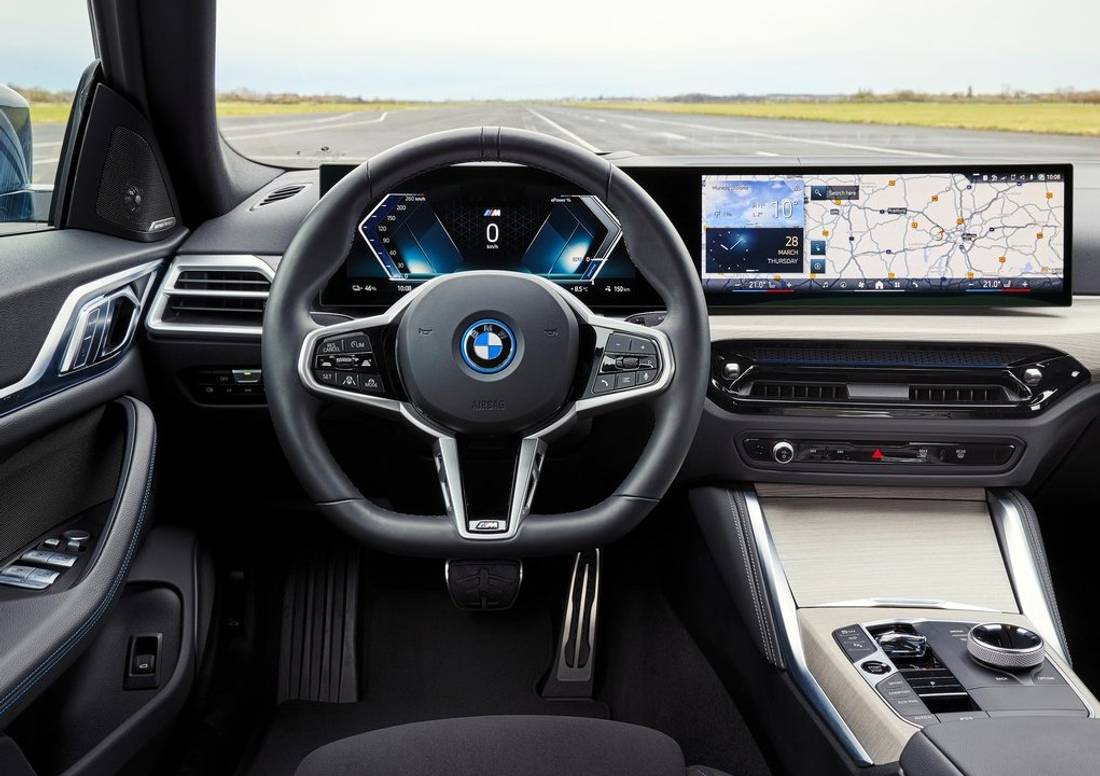 BMW-i4-2025-1024-0f.jpg