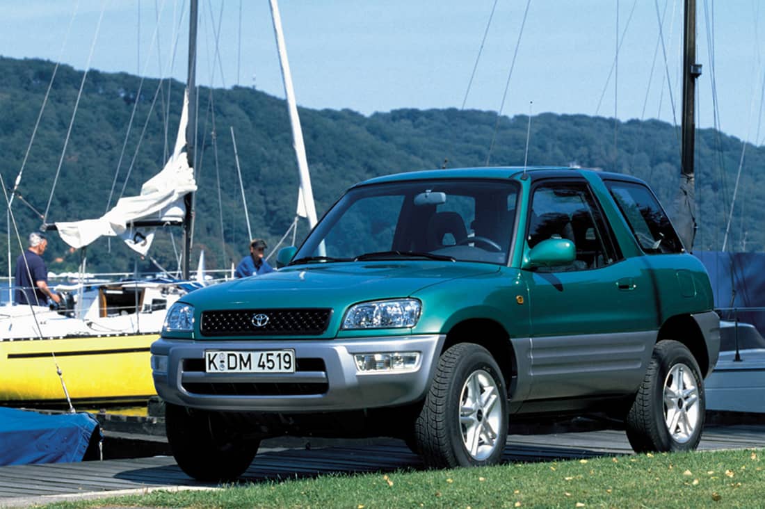 Toyota RAV4 10 millones (3)