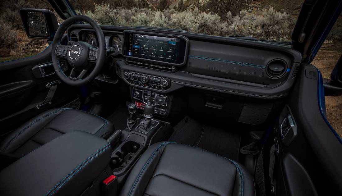 jeep-wrangler-cabrio-interior