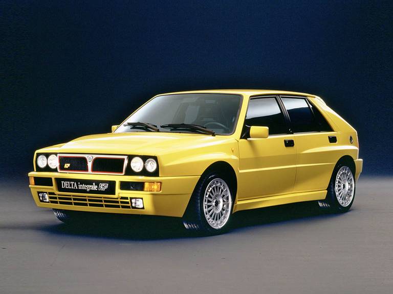 Lancia Delta Giallo Ginestra - Press