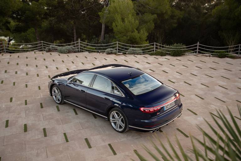 Audi S8 - Posteriore