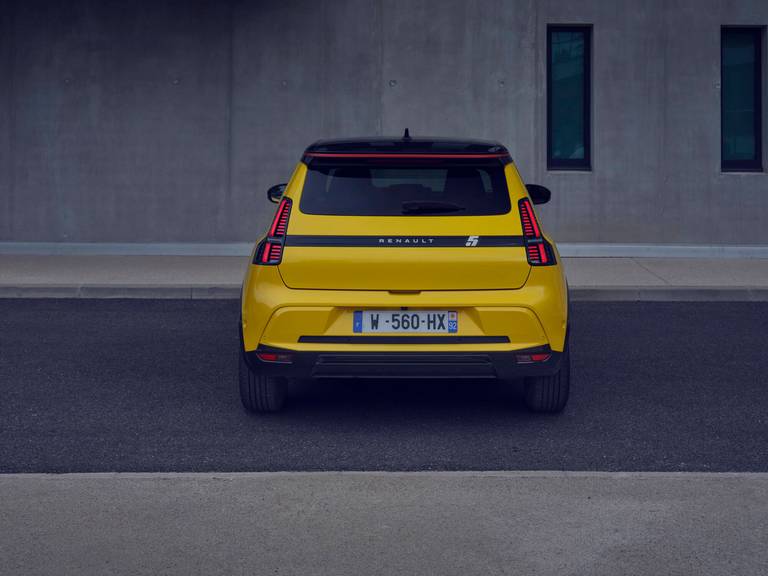 Renault 5 E-Tech electric - version iconic cinq - Jaune Pop !