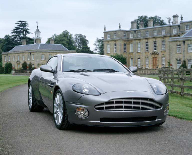 Aston Martin V12 Vanquish Front