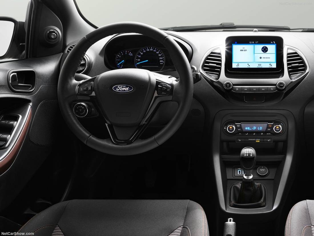 Ford-Ka_plus-2019-volante.jpeg