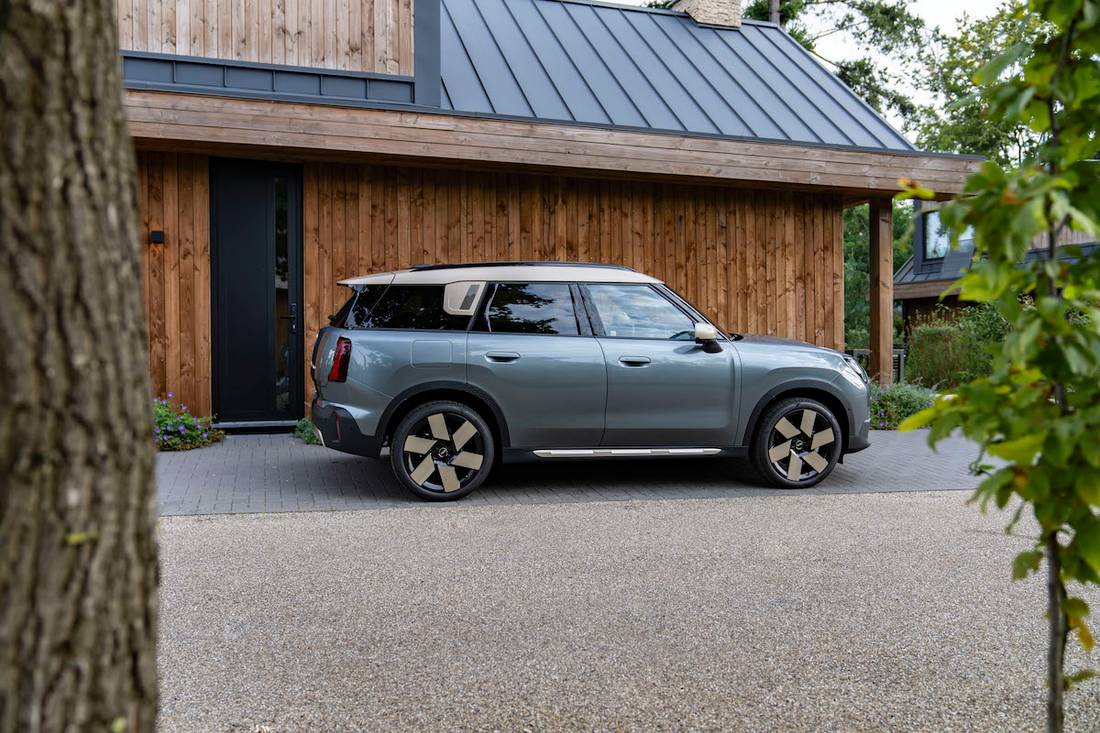 Mini-Countryman-C-2024 Test 04